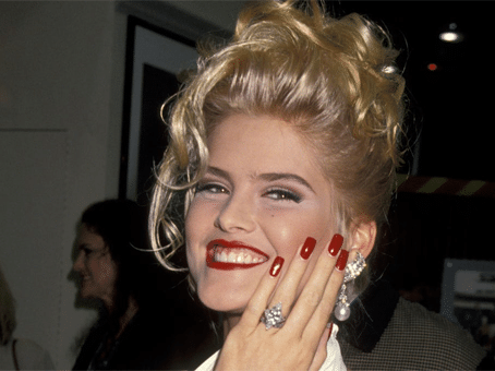 The Anna Nicole Smith Story ( coco chanel )